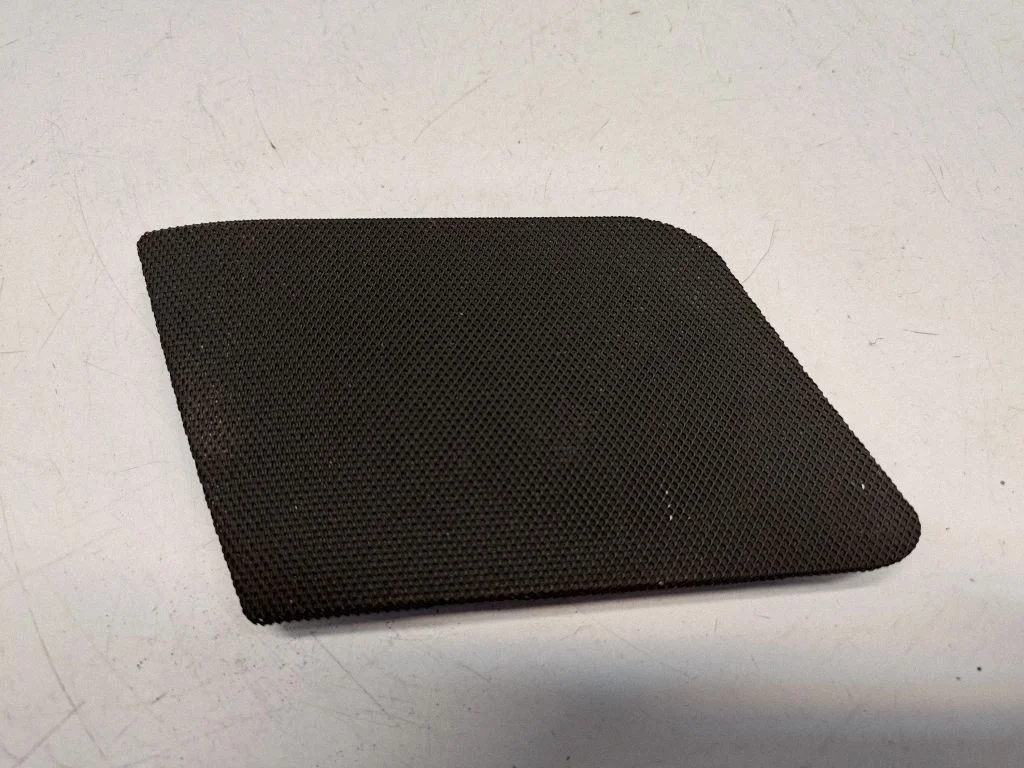 Side speaker trim/cover 8408925