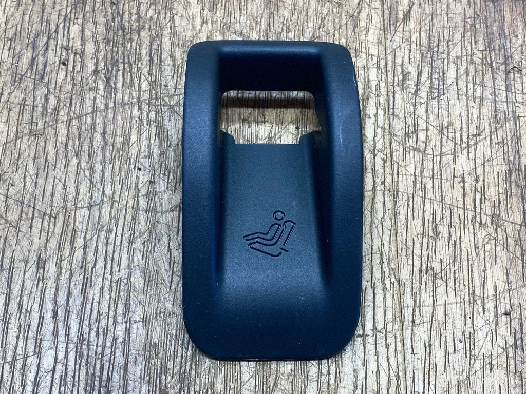 ISOFIX dangtelis