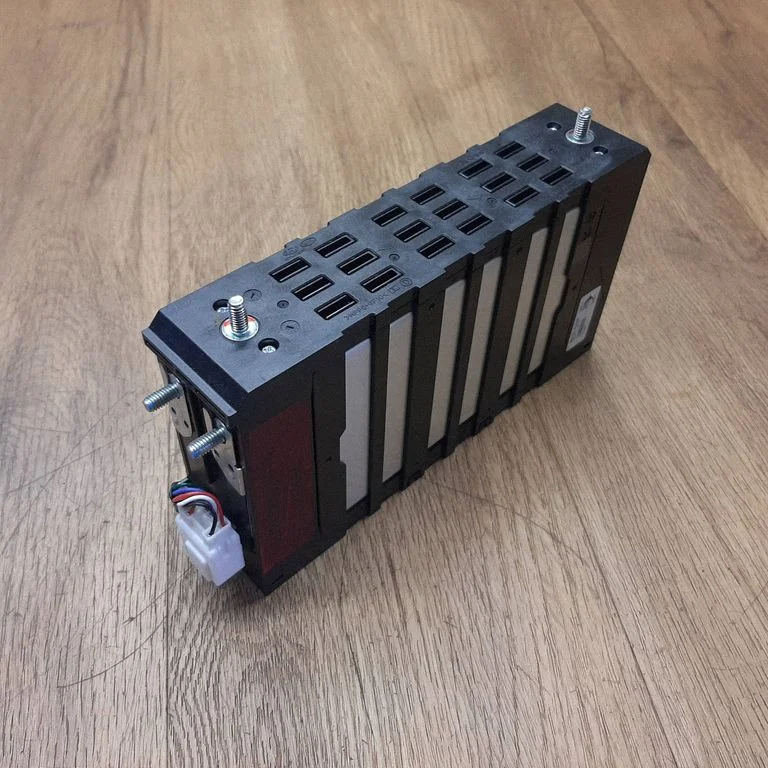 Hibrido/Elektromobilio Baterijos celė