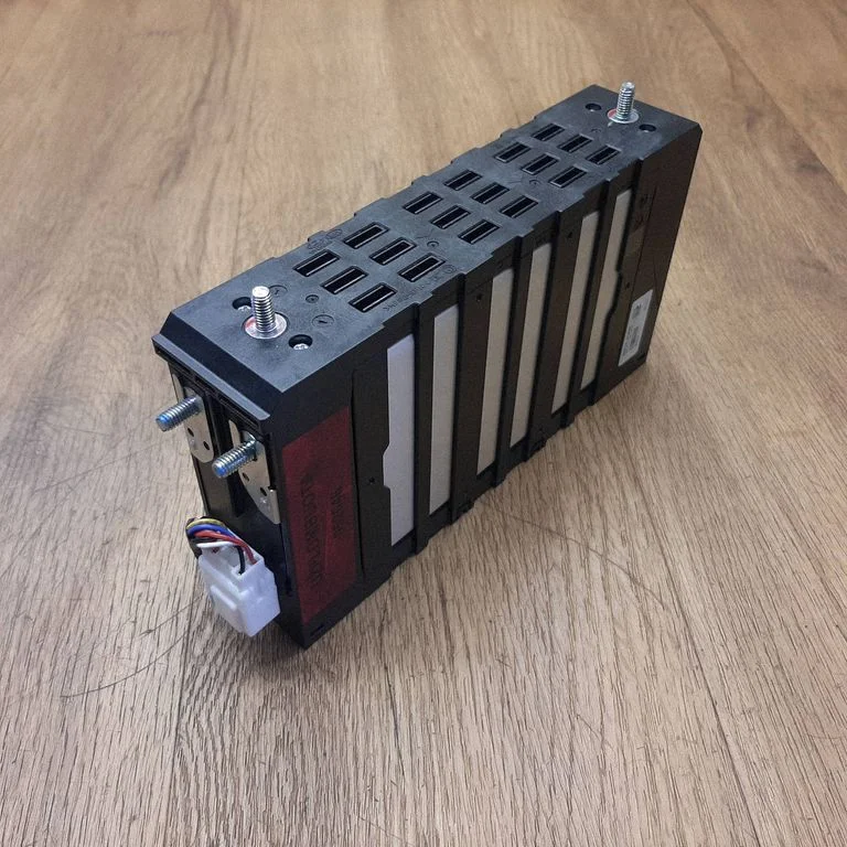 Hibrido/Elektromobilio Baterijos celė