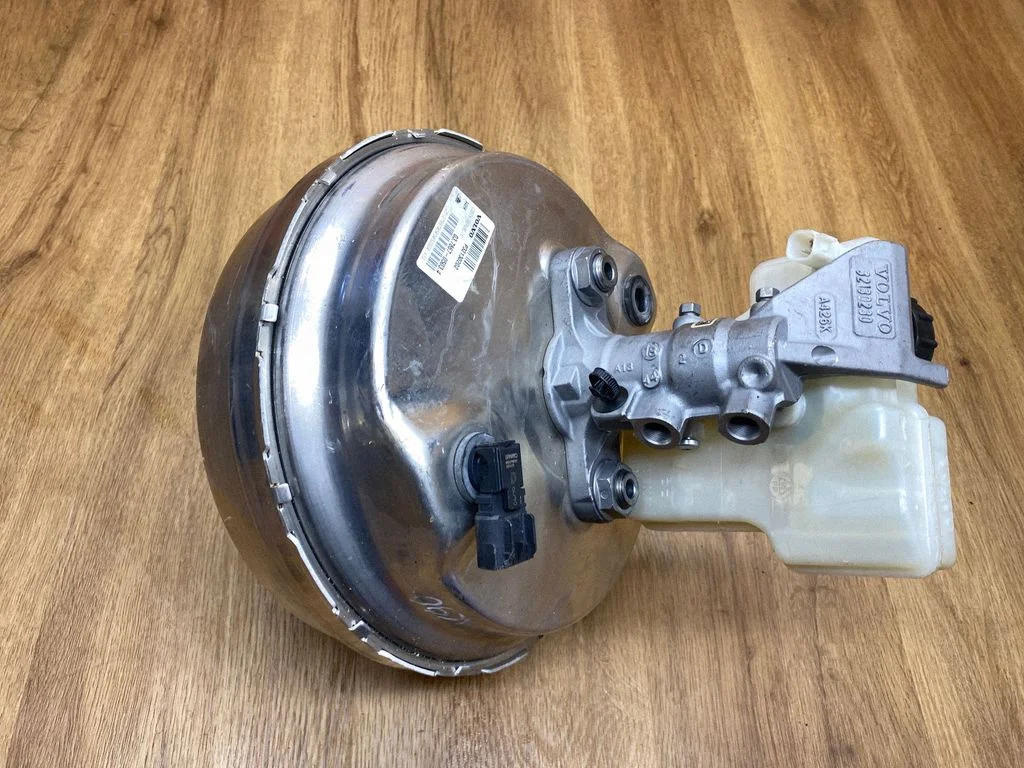 Brake booster P32130202