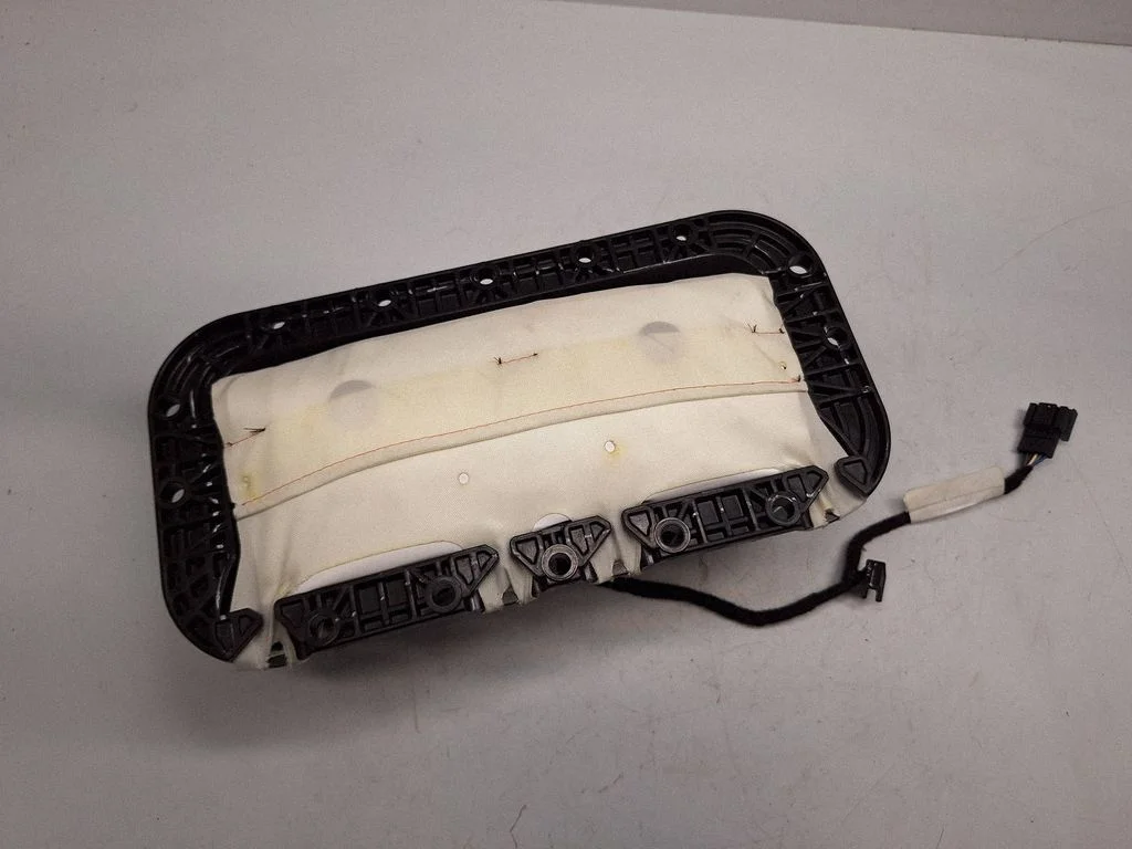 Passenger airbag 9382490