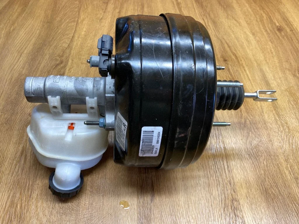 Brake booster GR3C2B195RC