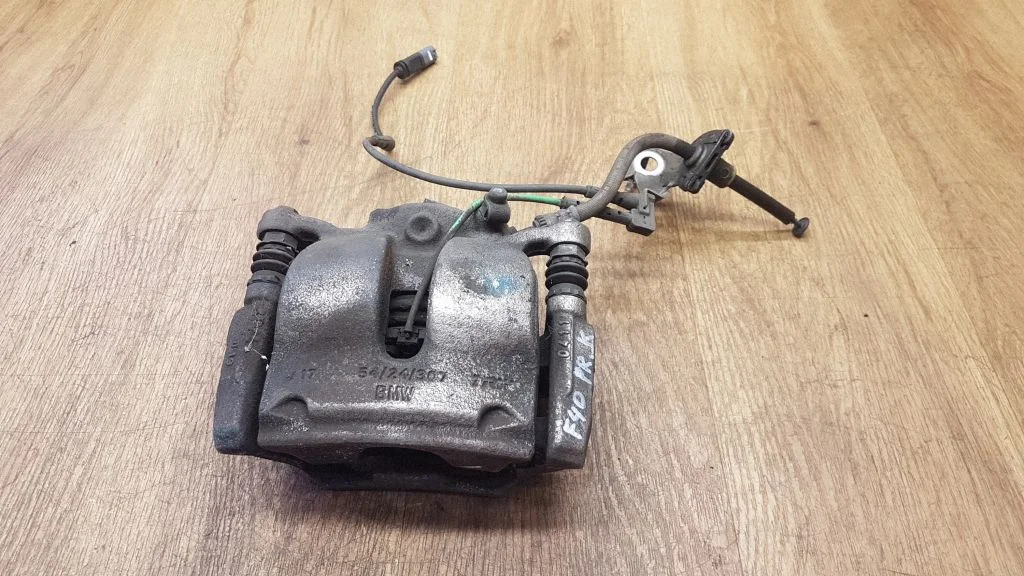 Front brake caliper 34116860265