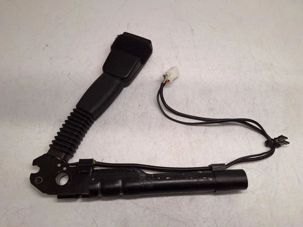 Front seatbelt buckle – BMW 3 Series F30 F35 F31 (2012-2018)