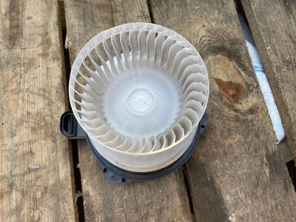 Krāsniņas ventilators/pūtējs 5272