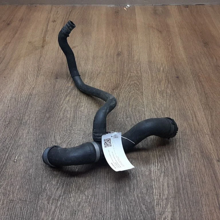 Mootori jahutusvedeliku toru / voolik A2135014082