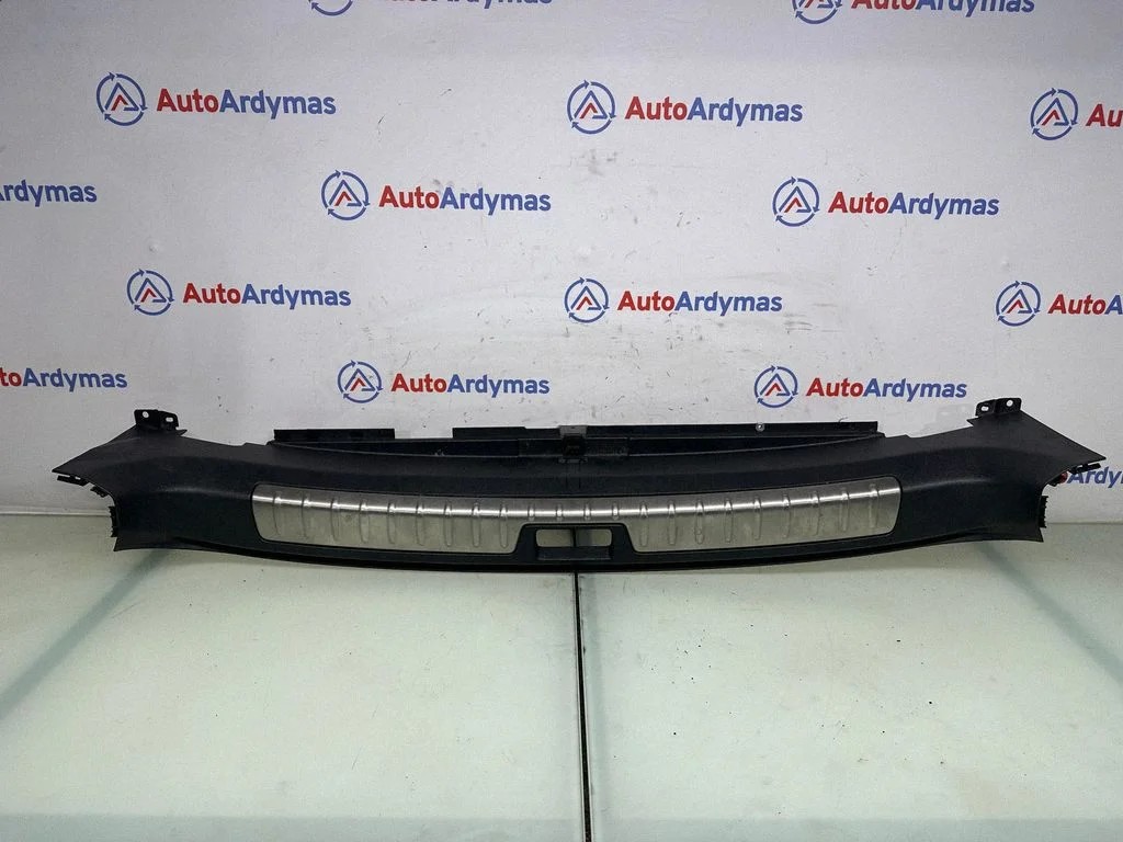 Trunk/boot sill cover protection 6981004