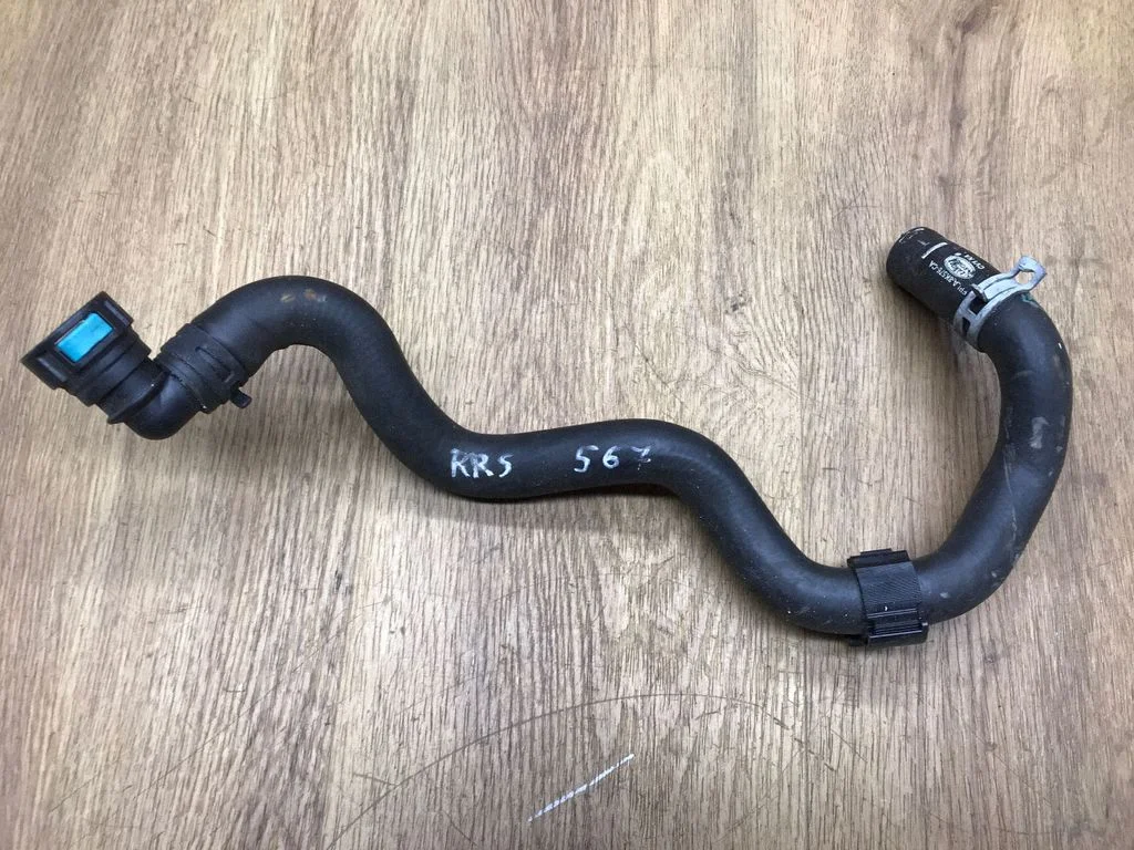 Engine coolant pipe/hose – Land Rover Range Rover Sport L494 (2013-)