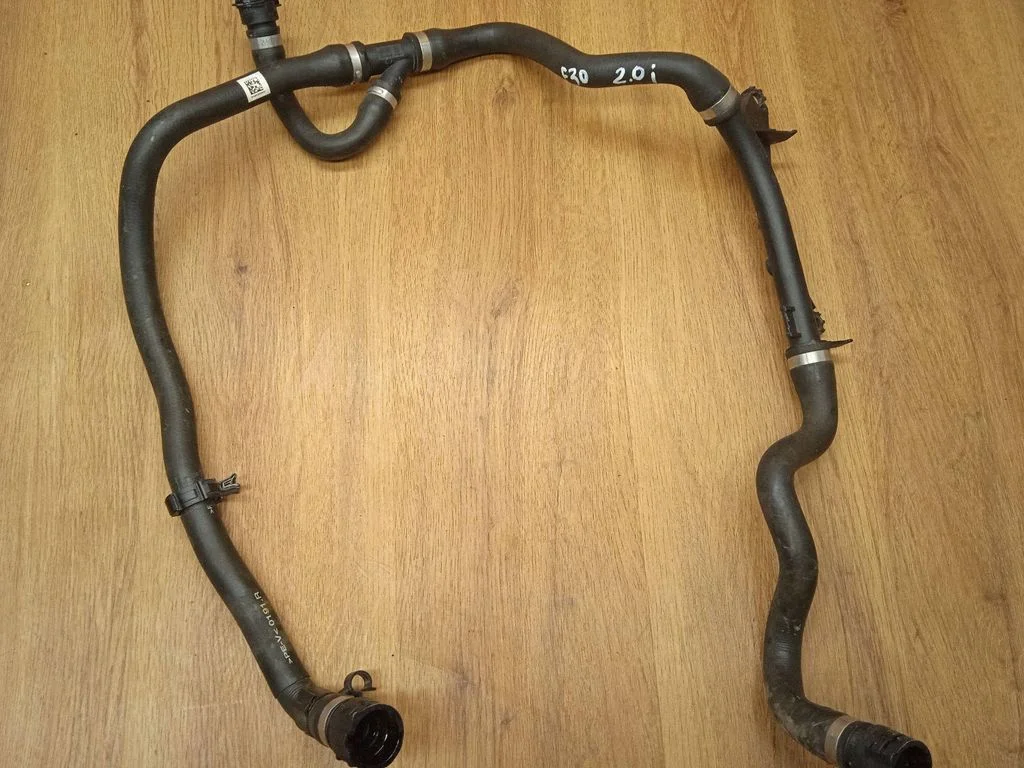 Engine coolant pipe/hose PA66GF30