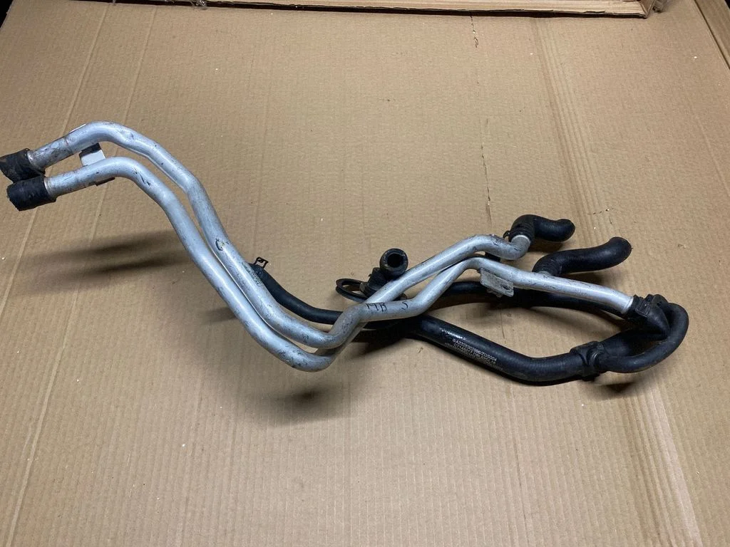 Mootori jahutusvedeliku toru / voolik A2228302996