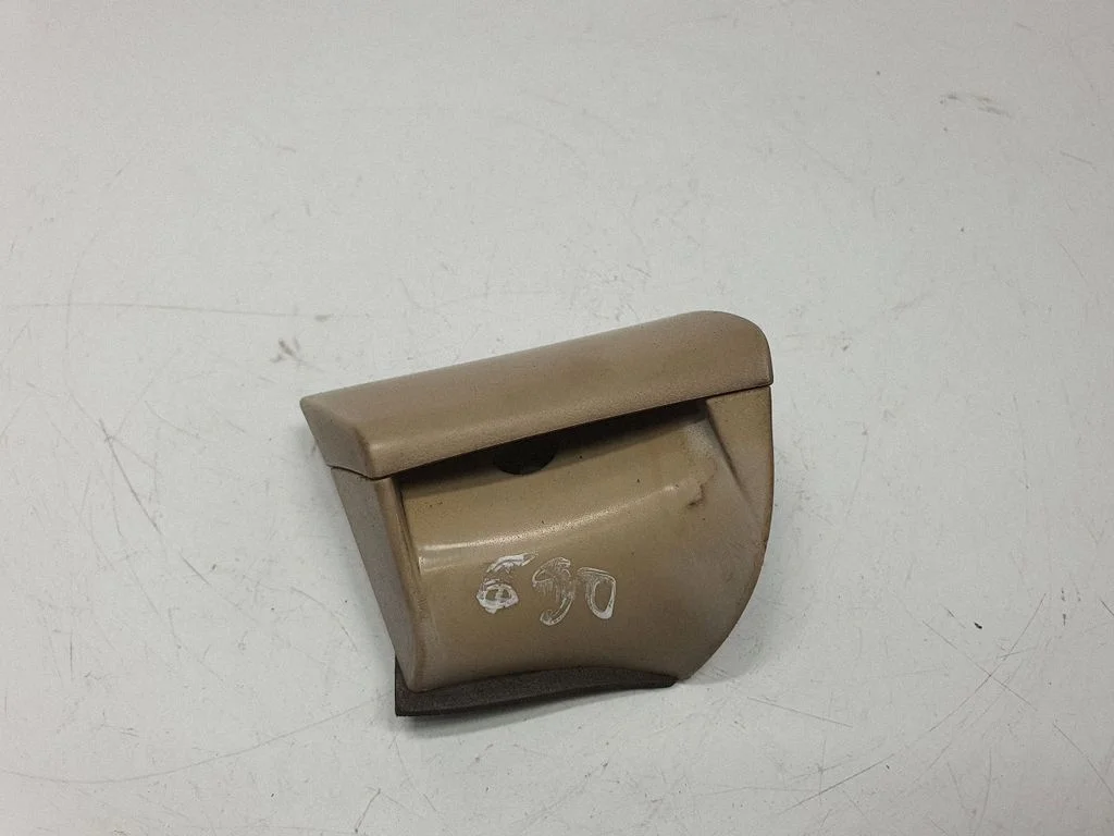 Seat belt trim 7054608