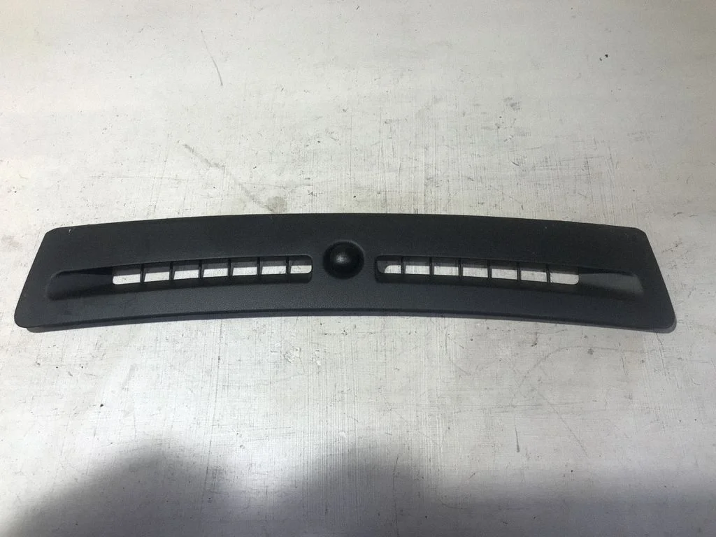 Salono oro latakas (-ai)