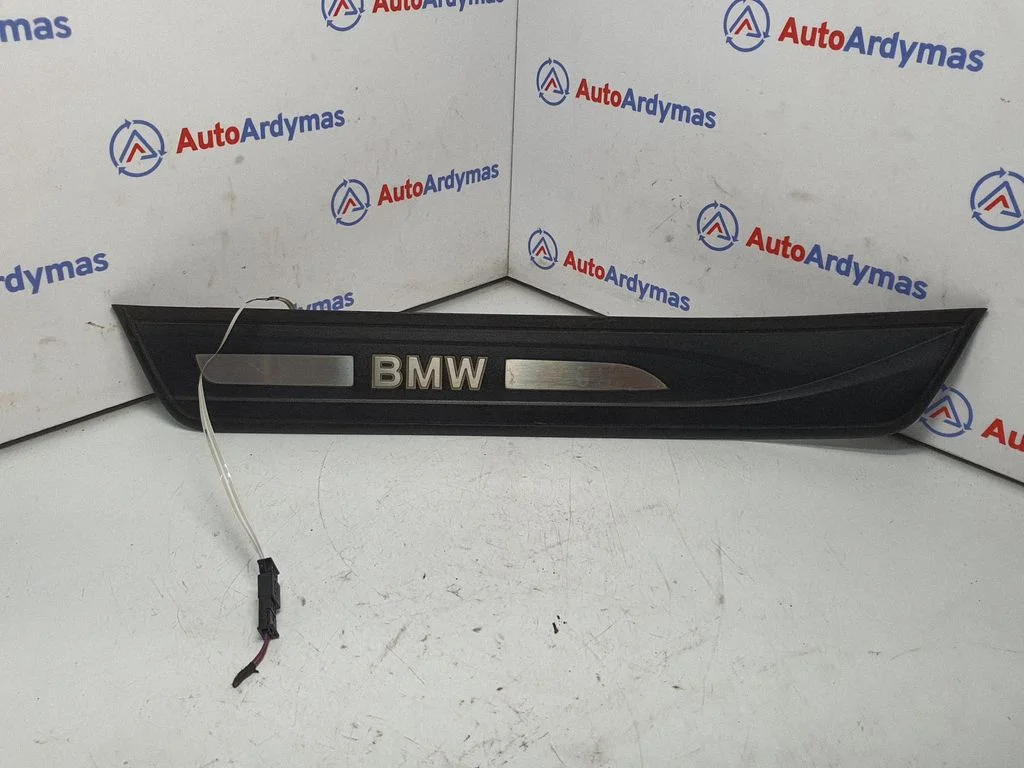 Rear sill trim cover 7193471