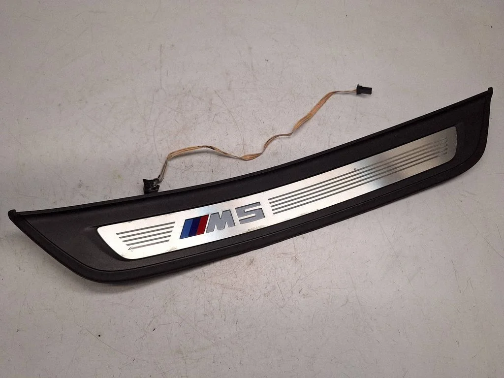 Aizmugurējā sliekšņa apdare (iekšējā) 51478061071