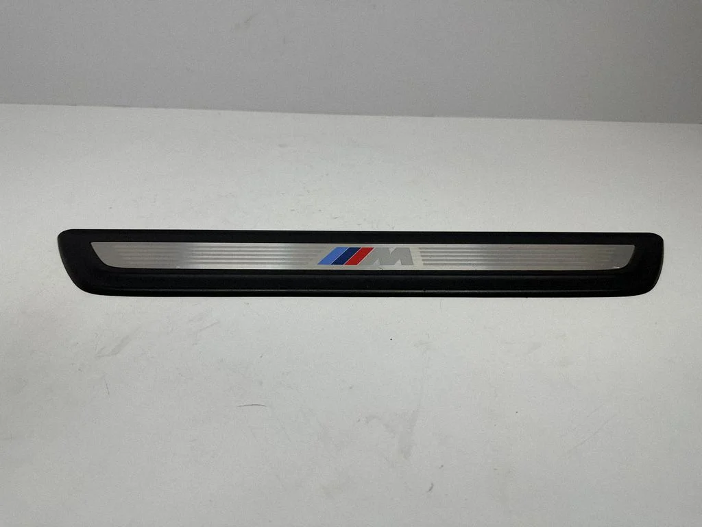 Front sill trim cover 8060406