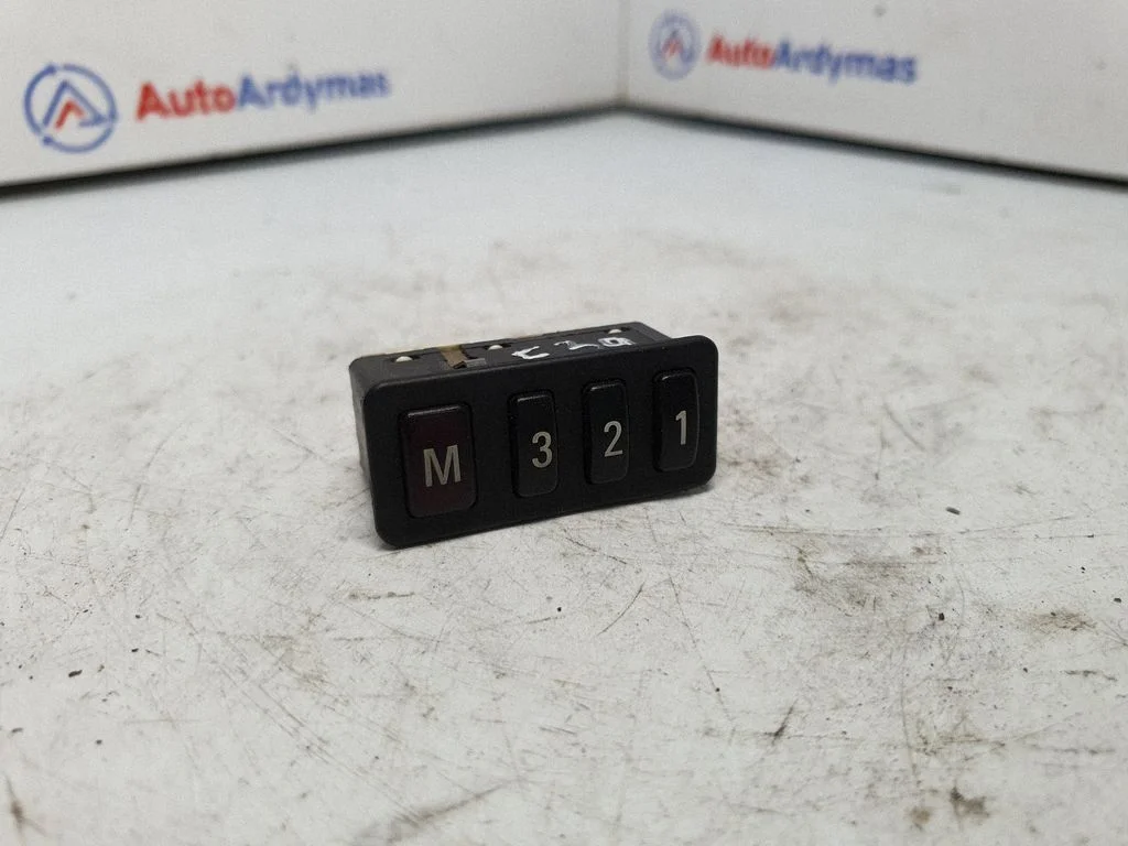 Sėdynių atminties jungtukas (-ai)