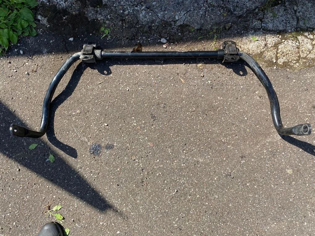 Front anti-roll bar/sway bar CPLA5482AB