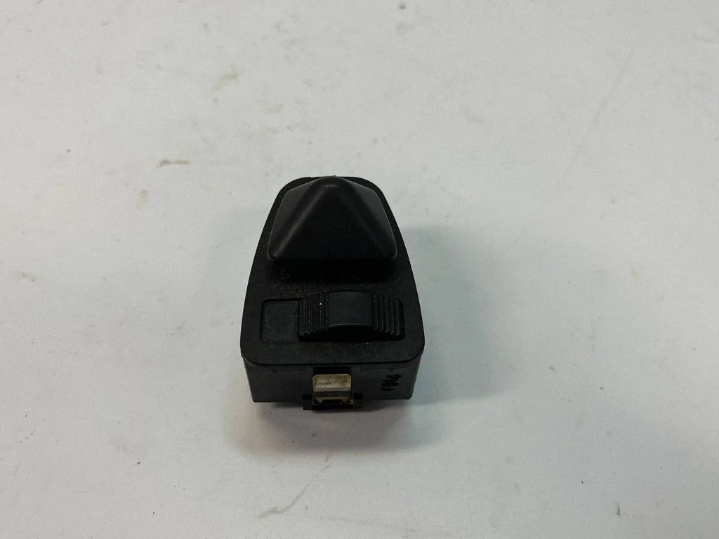 Wing mirror switch – BMW 3 Series E46 (1998-2005)