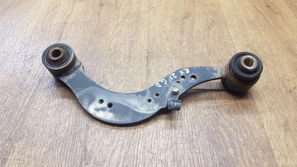 Rear control arm 4877048010