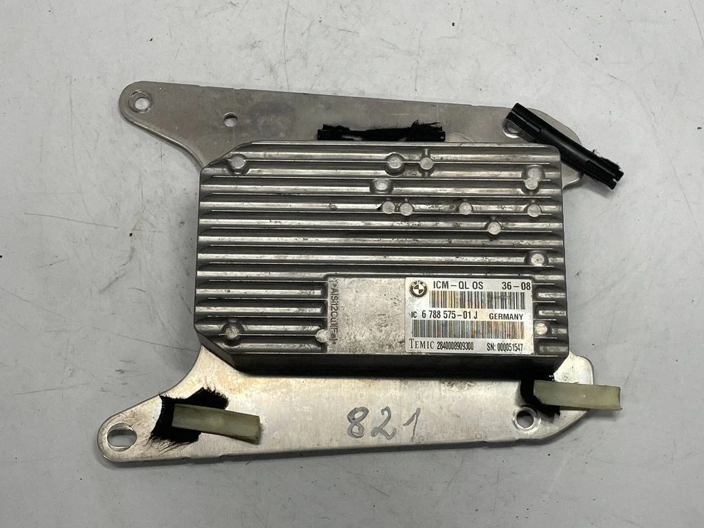 Balstiekārtas vadības bloks 6788575