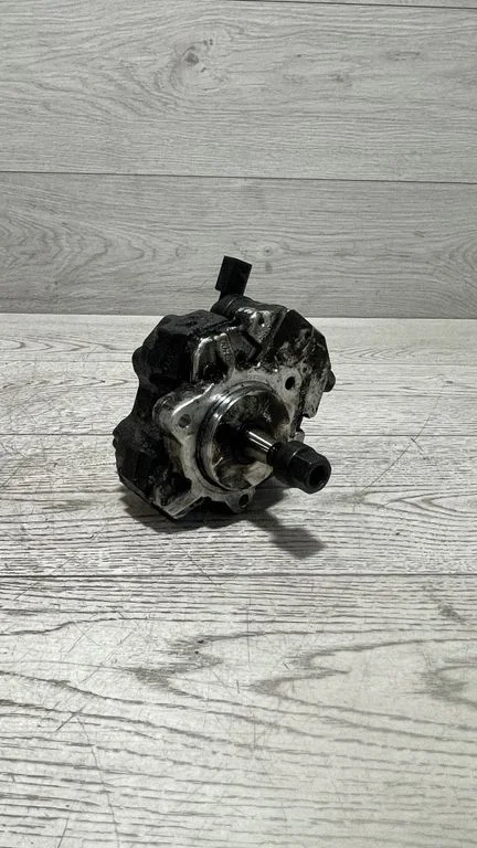 Kütuse kõrgsurvepump 7788670