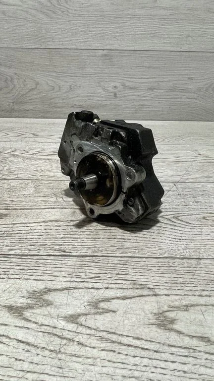 Fuel injection high pressure pump – BMW 3 Series E90 E91 (2005-2012)