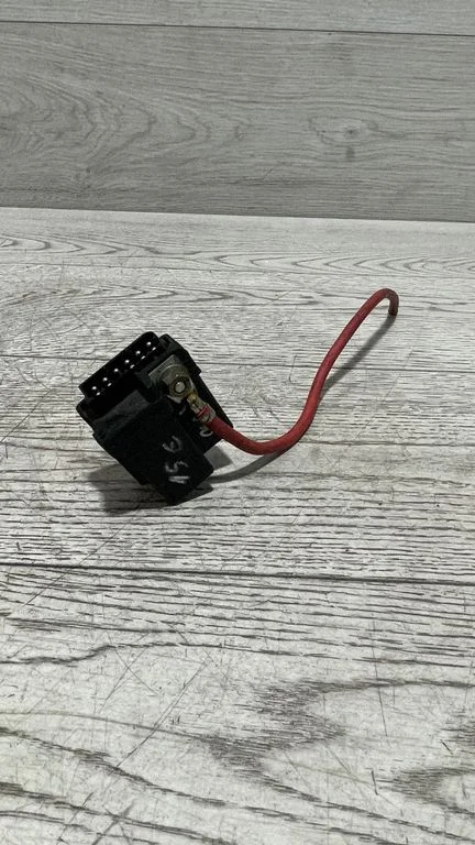 Glow plug pre-heat relay – BMW 5 Series E39 (1996-2003)
