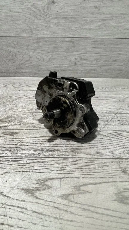 Kütuse kõrgsurvepump 7788670