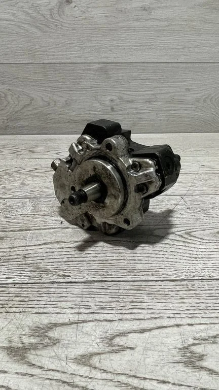 Fuel injection high pressure pump – BMW X3 E83 (2003-2010)