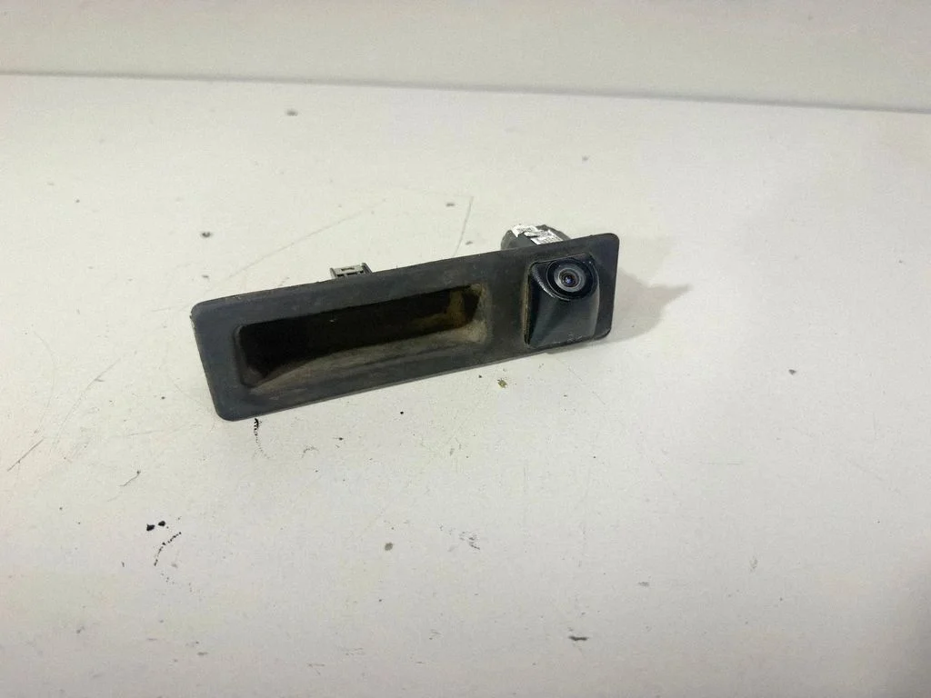 Reversing camera – BMW 4 Series F32 F33 (2013-2020)