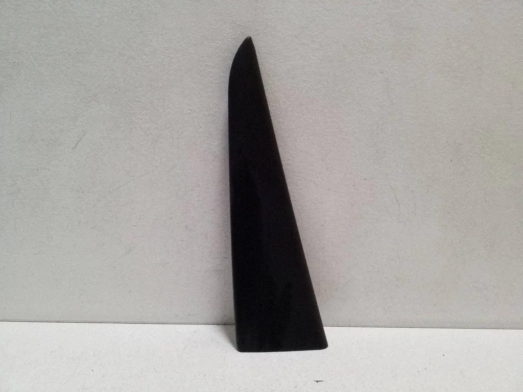 Other rear door trim element 822935XA0B
