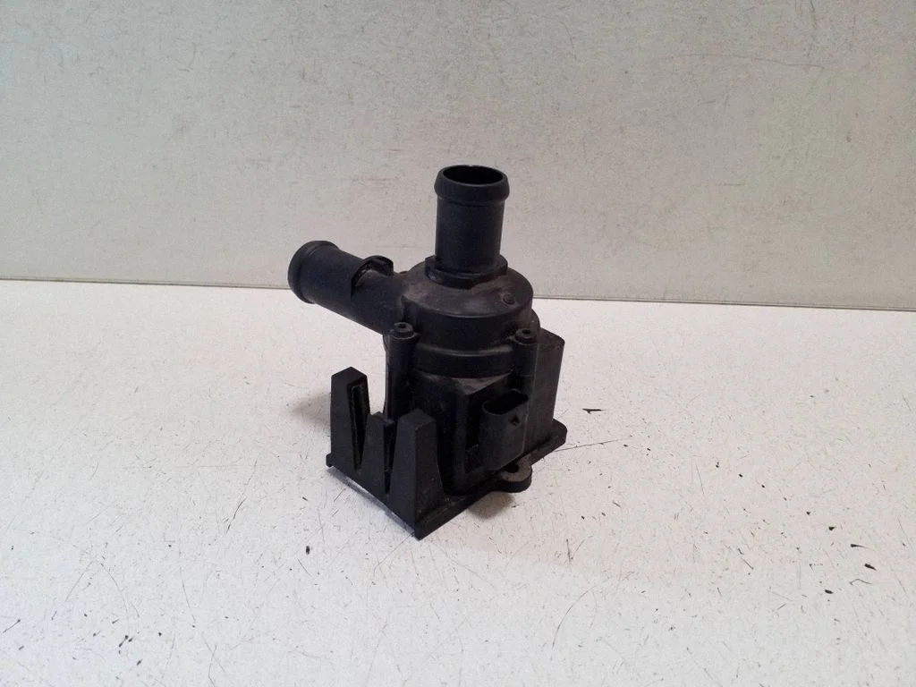Elektriline lisatsirkulatsioonipump – Porsche Macan (95B) (2014-2018)