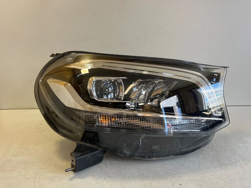 Headlight/headlamp A4709060900