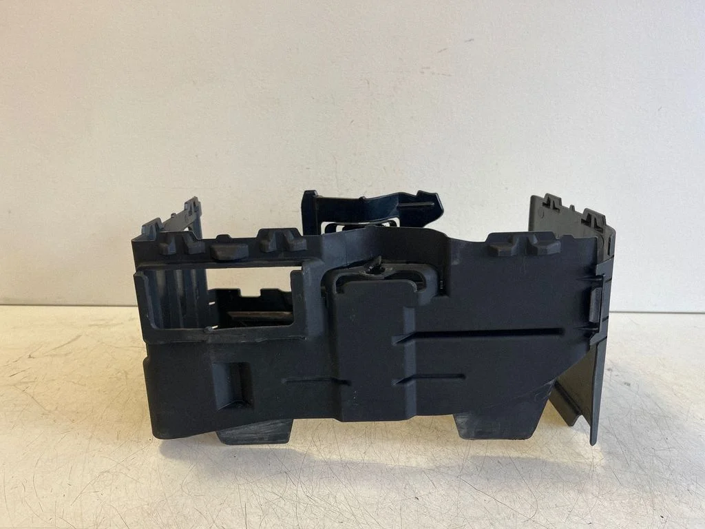Battery box tray A4705412500