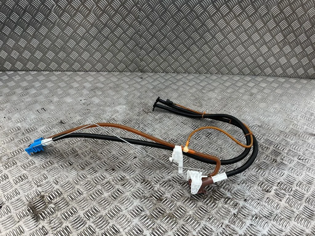 Fuel line/pipe/hose – Porsche Cayenne (92A) (2010-2017)