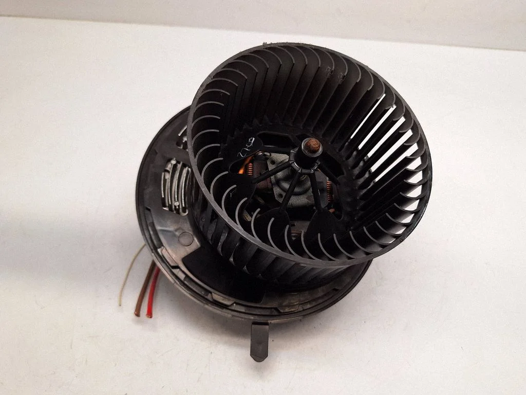 Heater fan/blower – BMW X3 F25 (2010-2017)
