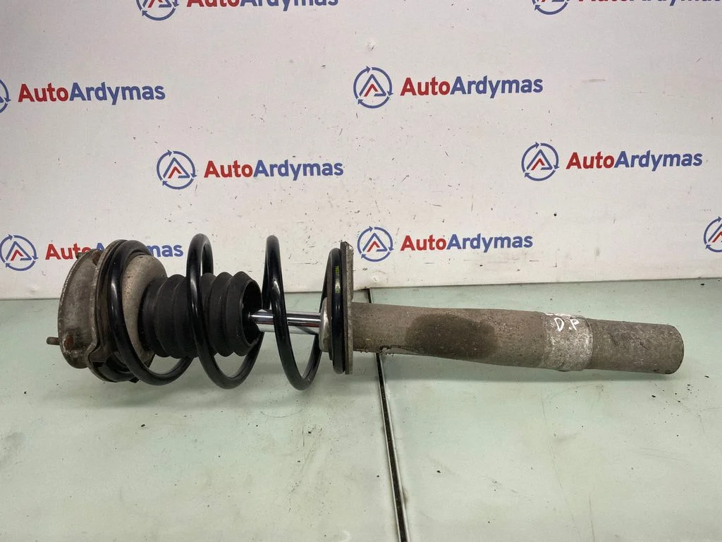 Priekšējais amortizators – BMW 5. sērija E60 E61 (2004-2010)