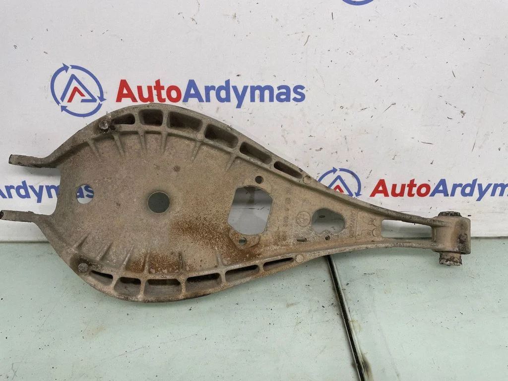 Aizmugurējā svira (dakša) 1094890
