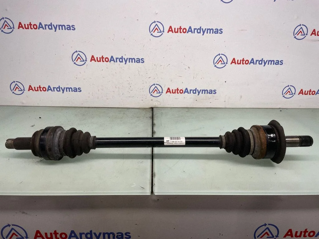 Aizmugurējā pusass 7598037