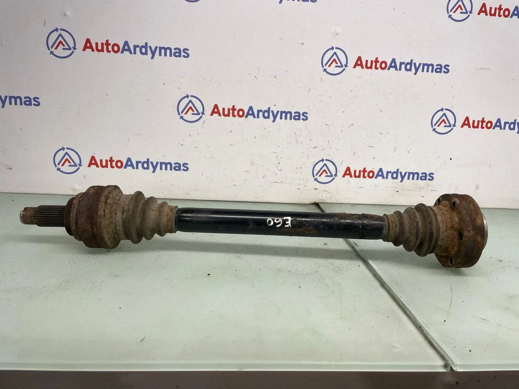 Rear driveshaft – BMW 5 Series E60 E61 (2004-2010)
