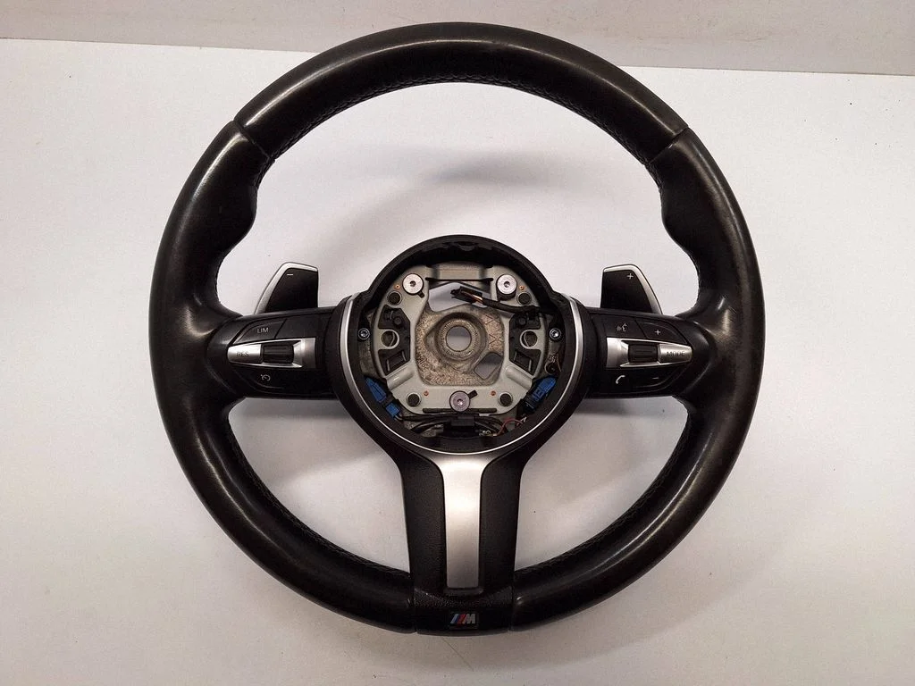 Steering wheel 32307848338