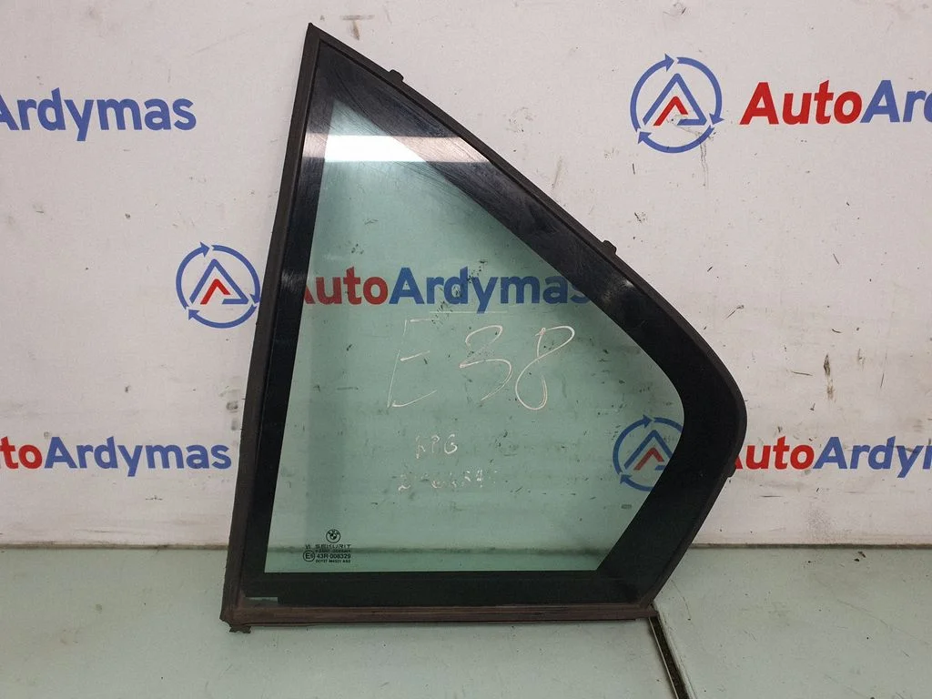 Rear vent window glass 8168125
