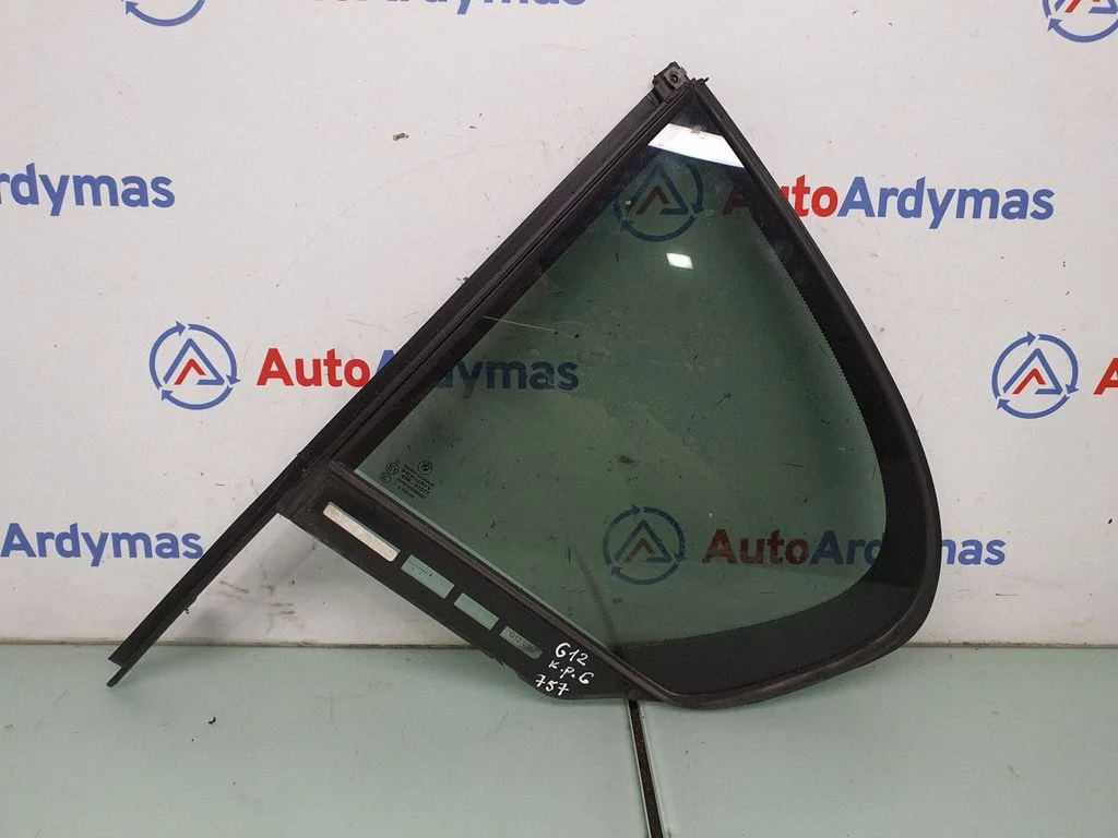 Rear vent window glass 7373895