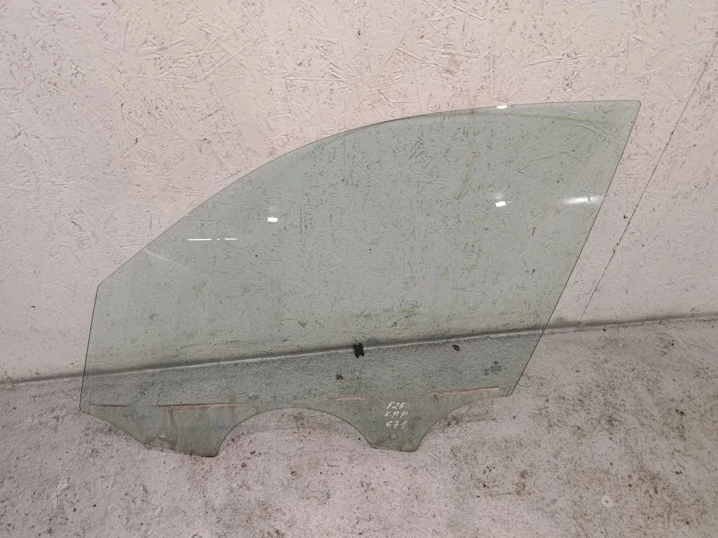 Front door window glass four-door 7347645
