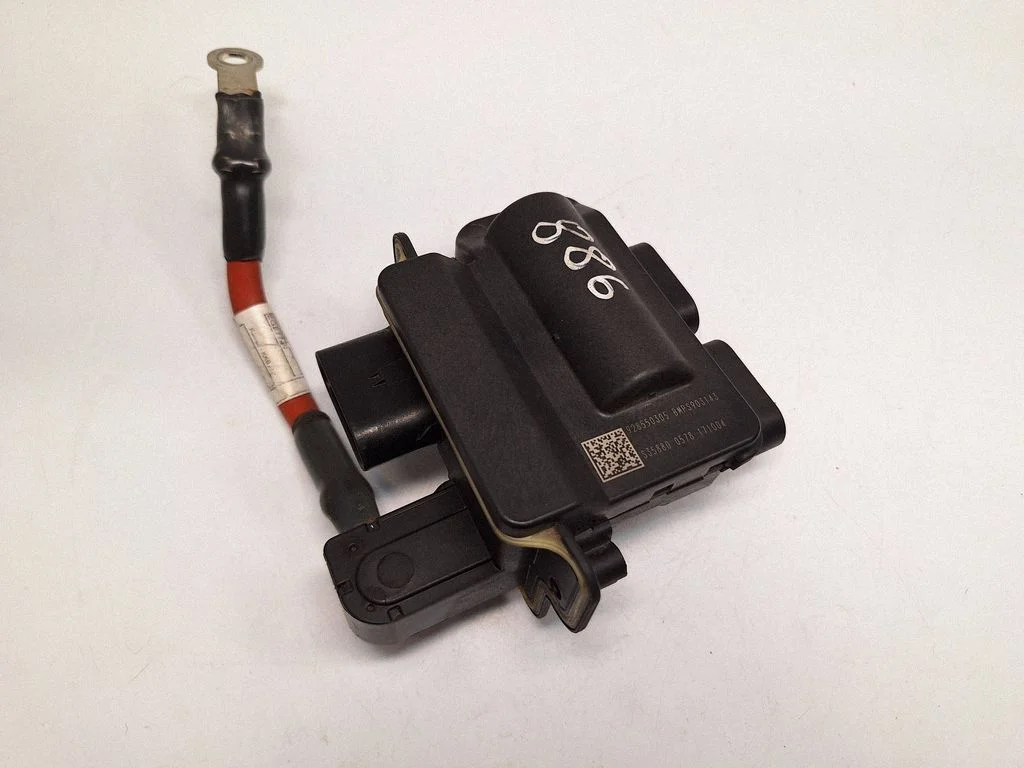 Plusa vadu savienojuma mezgls – BMW X5 F15 (2013-2017)