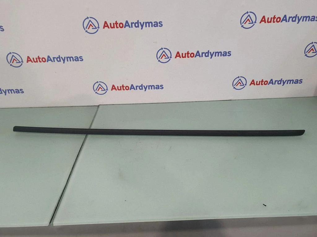 Priekšējo durvju apdare (molings) – BMW X5 E70 (2006-2013)