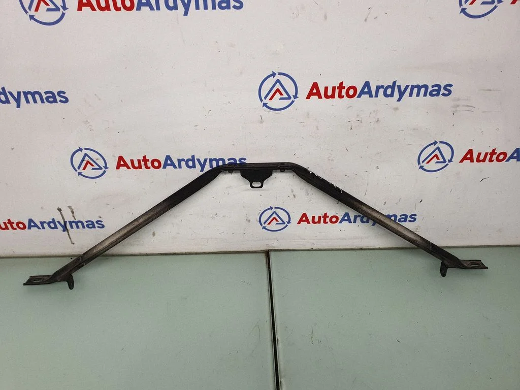 Radiator support slam panel bracket 7033745
