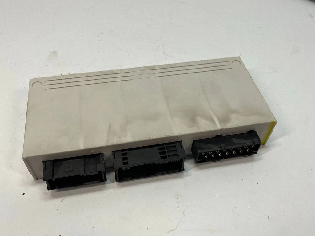 Comfort/convenience module 6944843