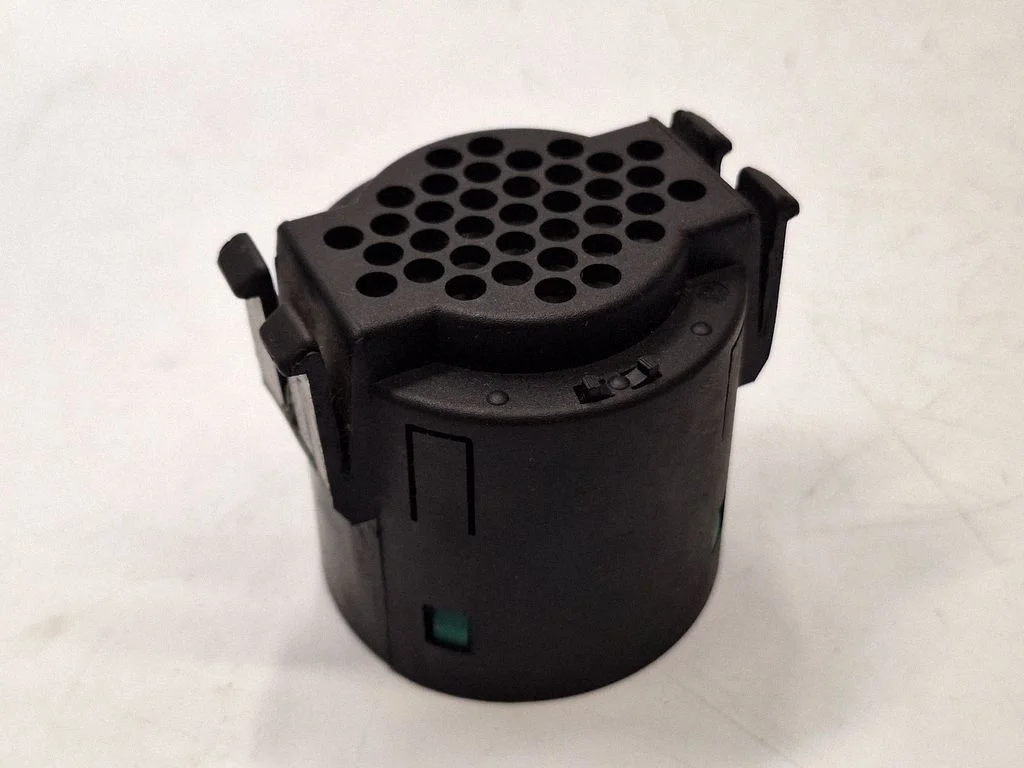 Panel speaker 65818360995